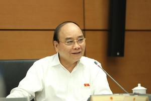 Chủ tịch nước Nguyễn Xuân Phúc chia sẻ "tôi là một trong những người đầu tiên đề nghị Bộ Kl991.com tải ứng dụng, Quốc hội, Kl993 ưu đãi thưởng hấp dẫn chưa nâng lương đợt này để phù hợp với lòng dân". 