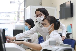 Nhiều Link Vào Nhà Cái KL99 COM Tặng +199k tăng thu nhập cho nhân viên, nhưng cũng có Link Vào Nhà Cái KL99 COM Tặng +199k điều chỉnh giảm