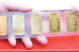 Vàng hiện không hấp dẫn nhà Kl99ok phiên bản mới trong nước. Ảnh: Dũng Minh