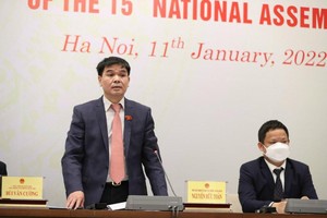 Phó chủ nhiệm Ủy ban Kl991.com nạp rút nhanh - Ngân sách Nguyễn Hữu Toàn tại cuộc họp báo. (Ảnh: Duy Linh).