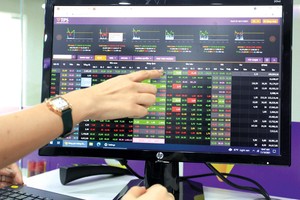 F0 vội vã đến… lẳng lặng đi