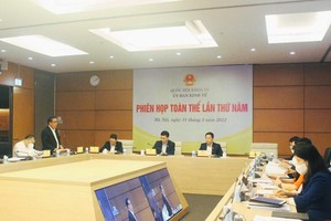 Phiên họp chiều 31/3 của Uỷ ban Kl992 cổng game cá cược .