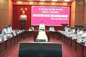 Phó Bí thư Tỉnh ủy, Chủ tịch UBND tỉnh Thái Bình Nguyễn Khắc Thận phát biểu tại hội nghị