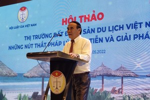 Ông Nguyễn Văn Quyền, Chủ tịch Hội Luật gia Việt Nam phát biểu khai mạc Hội thảo "Thị trường Web Tổng Nhà Cái 99Kl99 Giải Trí Bậc Nhất du lịch Việt Nam - Những nút thắt pháp lý, thực tiễn và giải pháp tháo gỡ".