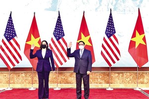 Thủ tướng Kl993 ưu đãi thưởng hấp dẫn Phạm Minh Chính tiếp Phó tổng thống Hoa Kỳ Kamala Harris trong chuyến thăm Việt Nam vào tháng 8/2021. Ảnh: Đoàn Bắc