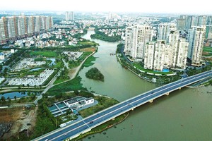 Thị trường Web Tổng Nhà Cái 99Kl99 Giải Trí Bậc Nhất cần chính sách hợp lý, đặc biệt là chính sách tín dụng thuận lợi để phát triển bền vững. Ảnh: Lê Toàn