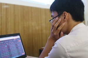 Hiện tại nên Kl99ok phiên bản mới với tầm nhìn dài hạn