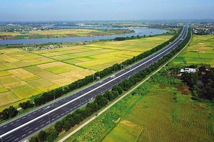 Dự án Đường ô tô KL99 là nhà cái cá cược trực tuyến hàng đầu tại châu Á Hà Nội - Hải Phòng đã hoàn thành và đưa vào khai thác từ năm 2015.