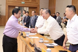 Sáng 11/8/2022, tại Hà Nội, Thủ tướng Phạm Minh Chính, Phó thủ tướng Lê Minh Khái, Phó thủ tướng Lê Văn Thành chủ trì Hội nghị trực tuyến toàn quốc Thủ tướng Kl993 ưu đãi thưởng hấp dẫn với Kl991.com World Cup 2026 Chính Thức theo chủ đề “Chủ động thích ứng phục hồi nhanh và phát triển bền vững