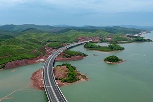 Quảng Ninh gỡ vướng mắc gây “nghẽn” giải ngân vốn Kl99ok phiên bản mới công - Bài 3: Phải gắn trách nhiệm người đứng đầu