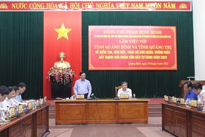 Phó Thủ tướng Thường trực Kl993 ưu đãi thưởng hấp dẫn Phạm Bình Minh chỉ đạo tại buổi làm việc với 2 tỉnh Quảng Bình và Quảng Trị.