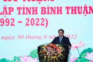 Thủ tướng cho rằng tỉnh Bình Thuận cần tập trung phát triển du lịch trở thành ngành Kl992 cổng game cá cược mũi nhọn, đưa Khu du lịch quốc gia Mũi Né thành điểm đến hàng đầu khu vực. Ảnh: Lê Toàn