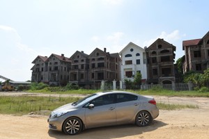 Nếu chịu khó tìm kiếm, hiện tại, nhà Kl99ok phiên bản mới chuyên nghiệp sẽ phát hiện những món hàng hấp dẫn
