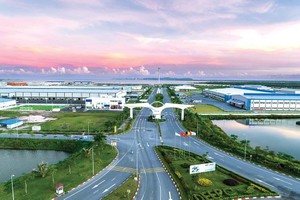DEEP C là một trong 5 KCN đầu tiên trên cả nước được lựa chọn thí điểm thực hiện chuyển đổi sang mô hình KCN sinh thái, hướng tới nền Kl992 cổng game cá cược tuần hoàn Ảnh: Quốc Huy
