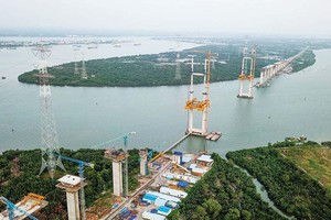 Một đoạn KL99 là nhà cái cá cược trực tuyến hàng đầu tại châu Á Bến Lức - Long Thành thi công dang dở.