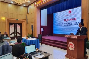 Thứ trưởng Bộ Kế hoạch và Kl99ok phiên bản mới Trần Duy Đông phát biểu tại Hội nghị 