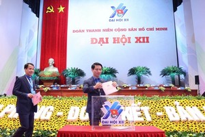 100% đại biểu tham dự Đại hội thống nhất với danh sách 159 nhân sự do Ban Chấp hành Trung ương Đoàn khóa XI giới thiệu - Ảnh: Đoàn Thanh niên