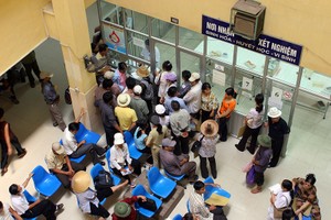 Một trong những vấn đề được Quốc hội đặc biệt quan tâm khi thảo luận ở kỳ họp thứ tư là quy định về tự chủ đối với cơ sở khám bệnh, chữa bệnh của 99Kl99 trực tiếp đá gà. 
