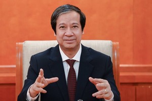 Bộ trưởng Nguyễn Kim Sơn.