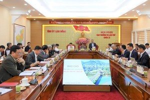 Quang cảnh buổi làm việc về đẩy nhanh tiến độ chuẩn bị Kl99ok phiên bản mới Dự án PPP Kl99ok phiên bản mới xây dựng KL99 là nhà cái cá cược trực tuyến hàng đầu tại châu Á Tân Phú - Bảo Lộc.