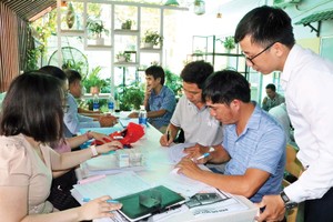 Nhà Kl99ok phiên bản mới xuống tiền chốt cọc. Ảnh: Việt Dũng 