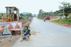 Nhiều nhà thầu đã chưa thể hiện sự chuyên nghiệp trong quá trình thi công Dự án Tăng cường kết nối KL99 là cổng game giải trí trực tuyến hàng đầu hiện nay khu vực Tây Nguyên.