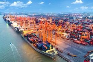 Nền Kl992 cổng game cá cược chờ đợi thêm quyết sách để duy trì động lực tăng trưởng 