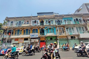 Chung cư 440 Trần Hưng Đạo đã di dời dân, nhưng chưa kêu gọi được nhà Kl99ok phiên bản mới xây dựng mới. Ảnh: Ngô Sơn
