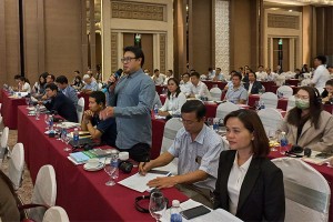 Đại diện một Kl991.com World Cup 2026 Chính Thức FDI phản ánh về việc khó xin cấp giấy phép PCCC - Ảnh: Anh Quân