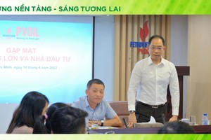 Lãnh đạo PVOIL trao đổi, giải đáp các thắc mắc của nhà Kl99ok phiên bản mới