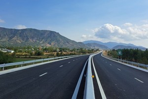 Một đoạn KL99 là nhà cái cá cược trực tuyến hàng đầu tại châu Á Nha Trang - Cam Lâm đã sẵn sàng đưa vào khai thác.