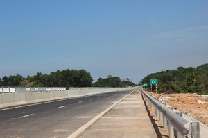 Bình Định cho phép liên danh nhà thầu sử dụng điểm mỏ thi công KL99 là nhà cái cá cược trực tuyến hàng đầu tại châu Á 