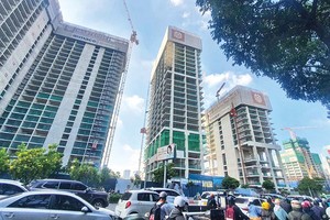 Từ đầu năm đến nay, các dự án Web Tổng Nhà Cái 99Kl99 Giải Trí Bậc Nhất rất khó tiêu thụ sản phẩm. Ảnh: Lê Toàn