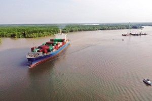 Sông Soài Rạp là cửa ngõ chính cho phép tàu biển có trọng tải lớn vận chuyển hàng hóa xuất Link Vào Nhà Cái KL99 COM Tặng +199k ra, vào TP.HCM 