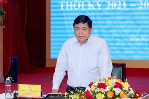 Bộ trưởng Bộ Kế hoạch và Kl99ok phiên bản mới Nguyễn Chí Dũng (Ảnh: Đức Trung)