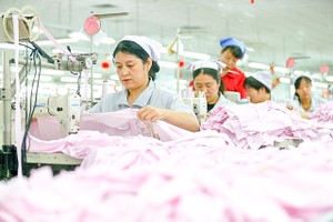 Tình trạng cầu thấp của ngành dệt may xuất khẩu có thể kéo dài sang đầu năm 2024.