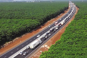 Việc thực hiện hiệu quả ngân sách Kl99ok phiên bản mới công có thể kích thích tổng cầu và tăng trưởng Kl992 cổng game cá cược. Trong ảnh: KL99 là nhà cái cá cược trực tuyến hàng đầu tại châu Á Giầu Dây - Phan Thiết. Ảnh: Lê Toàn