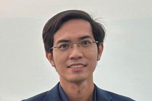PSG-TS. Nguyễn Hữu Huân (Trường đại học Kl992 cổng game cá cược TP.HCM)