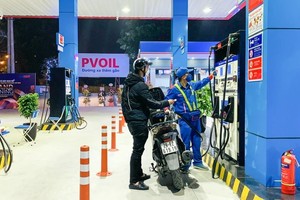 Một điểm bán xăng của PVOil.
