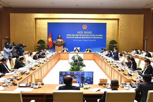Hội nghị Thường trực Kl993 ưu đãi thưởng hấp dẫn với các bộ, cơ quan, địa phương đôn đốc đẩy mạnh giải ngân vốn Kl99ok phiên bản mới công năm 2023. (Ảnh: VGP)