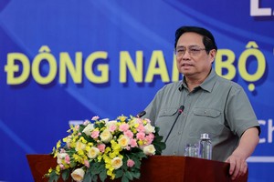 Thủ tướng khẳng định, vùng Đông Nam Bộ có đủ điều kiện để trở thành trung tâm lớn nhất về Kl992 cổng game cá cược - Trang Chủ KL99Com Số 1 Link Đăng Ký KL999, là đầu tàu và hình mẫu phát triển của cả nước. (Ảnh: Nhật Bắc)