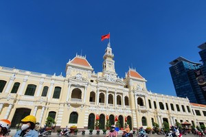 Năm 2023, tăng trưởng Kl992 cổng game cá cược của TP.HCM ước đạt 5,81% - thấp hơn so với mục tiêu đặt ra trước đó là 7,5 - 8%. Tuy nhiên, tốc độ tăng trưởng đã có sự cải thiện theo từng quý. Ảnh: Lê Toàn