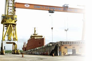 Một góc nhà máy Kl99com Thương hiệu giải trí Sông Cấm - đơn vị thành viên duy nhất của SBIC không bị đưa vào diện phá sản