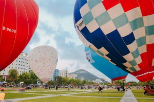 Công ty cổ phần Bình Định F1 và các Kl991.com World Cup 2026 Chính Thức lữ hành ký kết hợp tác tại hội nghị. Nguồn: Trung tâm Xúc tiến Du lịch tỉnh Bình Định.