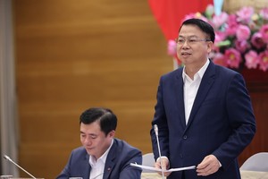 Thứ trưởng Bộ Kl991.com nạp rút nhanh Nguyễn Đức Chi (Ảnh: VGP)