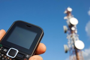 Nhà mạng chạy đua với thời gian để tắt sóng 2G