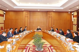 Tổng Bí thư Nguyễn Phú Trọng chủ trì phiên họp đầu tiên của Tiểu ban Nhân sự, Đại hội Đảng XIV. (Ảnh TTXVN).