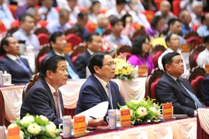 Thủ tướng Phạm Minh Chính dự Hội nghị công bố Quy hoạch và xúc tiến Kl99ok phiên bản mới nông nghiệp, thương mại, du lịch tỉnh Vĩnh Long. Ảnh: Trung Phạm