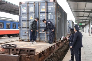 Tổng cục Hải quan giao chỉ tiêu thu hồi và xử lý nợ thuế quá hạn tối thiểu năm 2024 với các đơn vị hải quan.