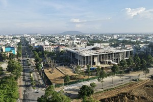 Dự án Trung tâm Hội nghị và Triển lãm tỉnh Quảng Ngãi có tổng vốn Kl99ok phiên bản mới hơn 300 tỷ.